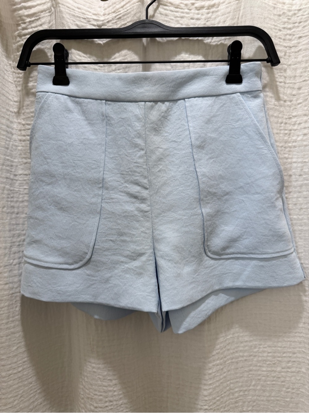 Aritzia Wilfred Free Modern Utility Shorts Light Blue